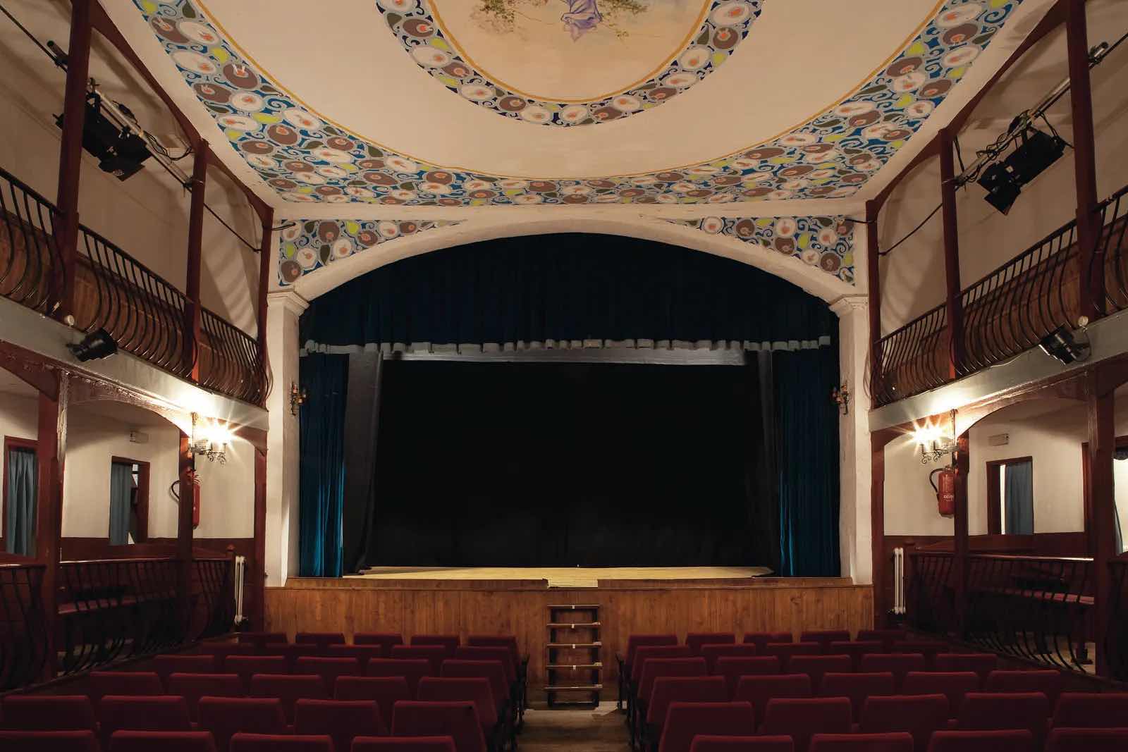Teatro León Felipe de Sequeros