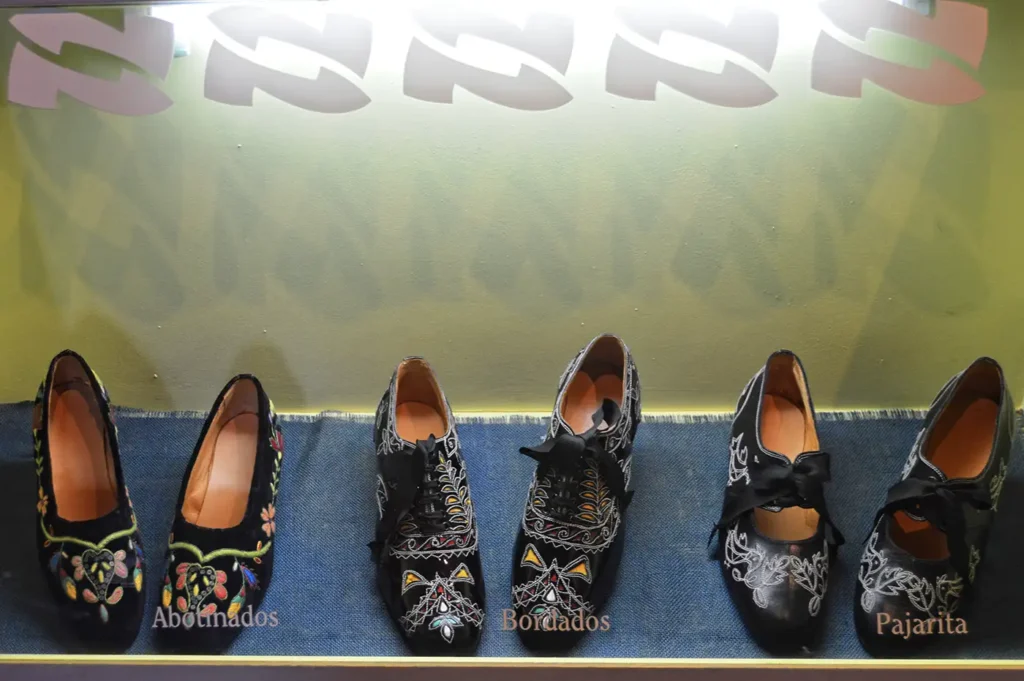 Museo Etnográfico «Casa de las Artesanías 7